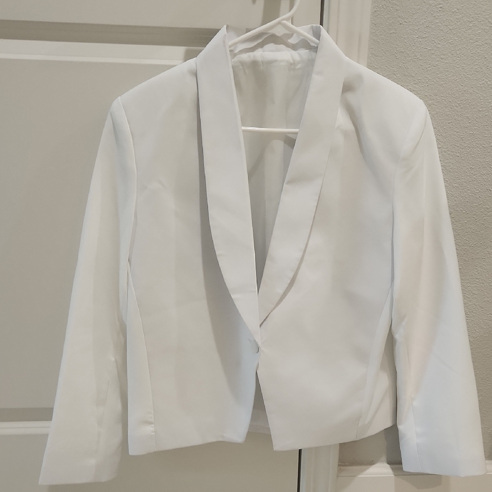 Chic White Women's Blazer